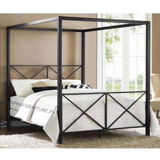 Elizabeth Canopy Bed