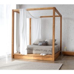 David Canopy Bed